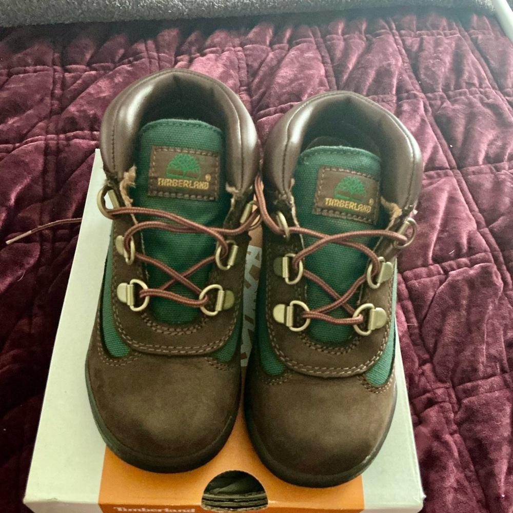 Timberland Brown & Green Boots (Beef & Broccoli) - 9C